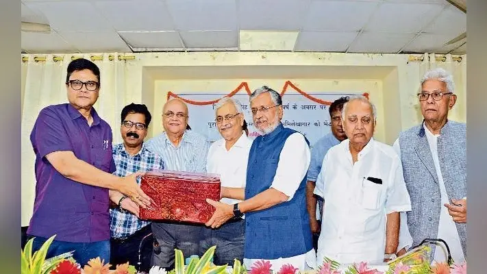 पटना : अभिलेखागार में रखे 10 करोड़ दस्तावेज होंगे ऑनलाइन : डिप्टी सीएम