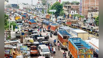 मुजफ्फरपुर में पूर्व मुखिया की हत्या, हंगामा-तोड़फोड़, आक्रोशित समर्थकों ने राहगीरों को भी पीटा