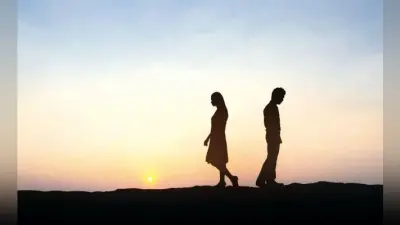 नहीं टिक पा रहे हैं रिश्ते! ऑनलाइन जुड़ते रिश्तों की जांच ऑफलाइन करें