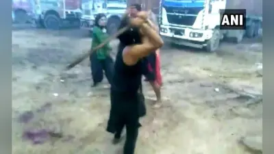 हरियाणा: करनाल नेशनल हाइवे पर किन्नरों ने लाठी-डंडों से की शख्स की पिटाई