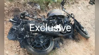 लातेहार में माओवादियों का उत्पात, वाहन जलाये, पिता-पुत्र को पीटा