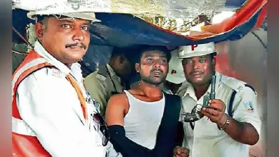 रांची : सब्जी विक्रेता महिला को कट्टा दिखा धमकाने वाले को पकड़ा, एक फरार