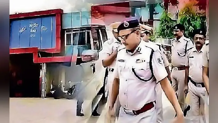 पटना : बेऊर जेल ब्रेक की साजिश नाकाम, मेन गेट पर बम पटक कर भागने की बनायी थी योजना