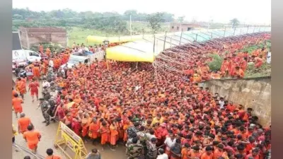 कांवरियों की कतार ने पकड़ी रफ्तार