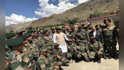 रक्षा मंत्री राजनाथ सिंह ने कहा- कश्मीर मुद्दा हल होकर रहेगा, धरती पर कोई ताकत इसे रोक नहीं सकती