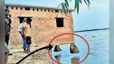 कई घर नदी में समाये, कई कटाव की जद में, आज से शुरू होगा बचाव कार्य