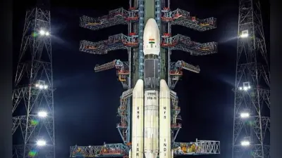 ISRO का ”मिशन मून”: लॉन्चिंग को तैयार चंद्रयान-2, आज दोपहर इतिहास रचेगा भारत