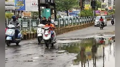 पटना : हल्की बारिश से बढ़ी ऊमस