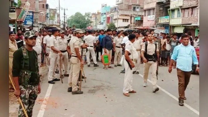 जमुई में भीड़ ने अपराधी युवक को पीट कर मार डाला, रणक्षेत्र में बदला अलीगंज बाजार