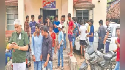 असामाजिक तत्वों ने काटा बवाल विद्यार्थियों को पीटा, धमकी भी दी