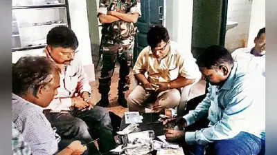 रांची : रिश्वत लेते गिरफ्तार इइ के कमरे की तलाशी में मिले “9.05 लाख