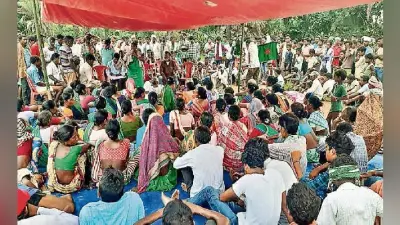 दुमका : दिसोम मांझी की बैठक में चले तीर चार जख्मी, इलाके में तनाव