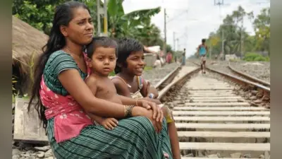 पश्चिम बंगाल ने आठ साल में 14.2 फीसदी लोगों को गरीबी रेखा से बाहर निकाला