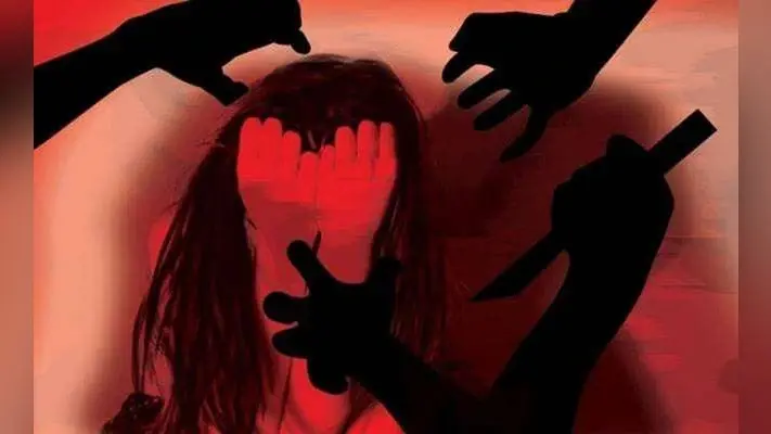 स्कूल के किरानी पर 11वीं की छात्रा से छेड़खानी का आरोप