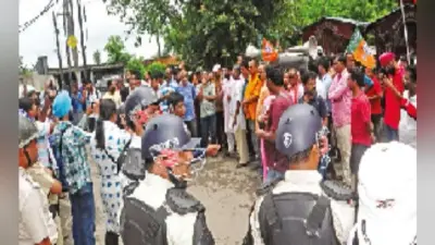 सूरज बहादुर के हत्यारों की गिरफ्तारी की मांग, भाजपा ने किया नॉर्थ थाना पर प्रदर्शन
