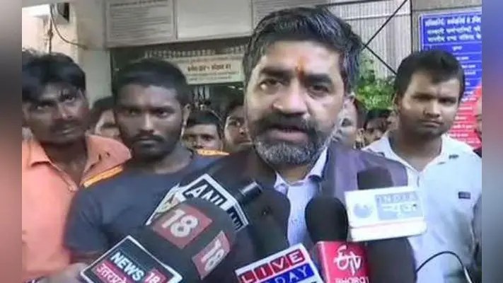 उन्नाव गैंगरेप पीड़िता और वकील की हालत में सुधार नहीं, अभी भी वेंटीलेटर पर