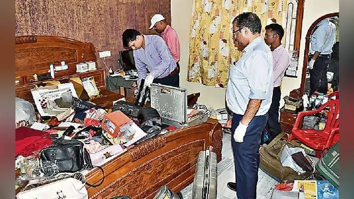 रांची : कांवरिया बन कर लूट ले गये चार लाख नकद व चार लाख के गहने