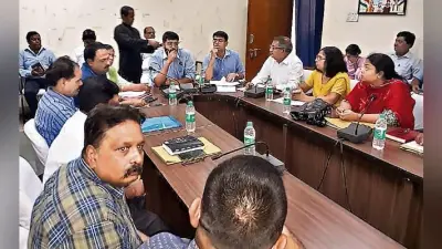रांची : पेंशन से संबंधित मामले एक सप्ताह में निबटायें : डीसी