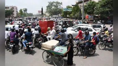 पटना : उपराष्ट्रपति के मूवमेंट से कई जगह लगा जाम, छह घंटे बंद रहा अशोक राजपथ, अन्य मार्गों पर भी रुका रहा ट्रैफिक