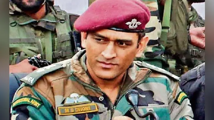 फिलहाल गार्ड, पोस्ट और गश्त की ड्यूटी निभा रहे हैं माही, दूर रखा गया आतंकवाद विरोधी अभियानों से