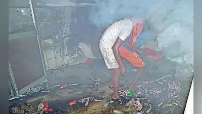 समस्तीपुर : सदर अस्पताल के स्टोर रूम में लगी आग, मची भगदड़, गेट का ताला तोड़ कर निकाले गये मरीज