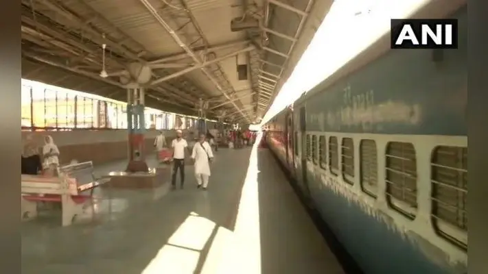 117 यात्रियों के साथ दिल्ली पहुंची समझौता एक्सप्रेस