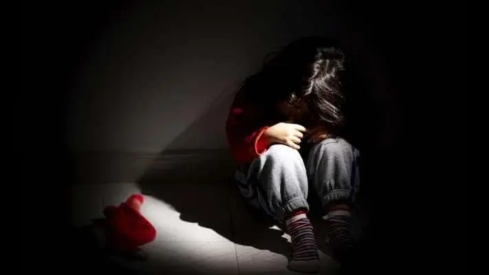 पड़ोसी ने किया दूसरी कक्षा की छात्रा का यौन उत्पीड़न
