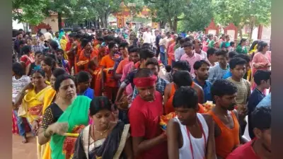 इटखोरी : सावन माह के अंतिम सोमवार को मां भद्रकाली मंदिर में उमड़ी भीड़