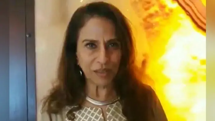 अब्दुल बासित के दावों पर शोभा डे ने दी कड़ी प्रतिक्रिया, कहा मुझे बदनाम करने के लिए कहानी गढ़ रहे
