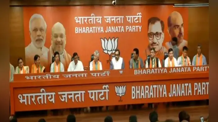 एसडीएफ के 10 विधायक भाजपा में हुए शामिल