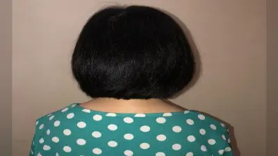 हॉस्टल में पानी बचाने के लिए प्रिंसिपल ने कटवा दिये 150 छात्राओं के बाल
