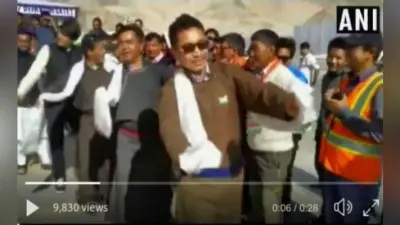 लद्दाख के जिस सांसद ने अपने भाषण से संसद में लूटी थी वाहवाही, स्वतंत्रता दिवस पर जमकर किया डांस, देखें वीडियो
