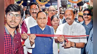 रांची : जिम्मेदारी से करें मरीजों की सेवा : रघुवर दास