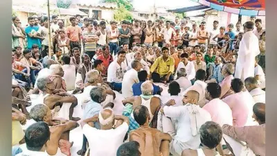 पंचायत का फरमान : छात्र-छात्राओं के मोबाइल इस्तेमाल पर पाबंदी, भोजपुरी गीत पर भी रोक, …जानें और क्या?
