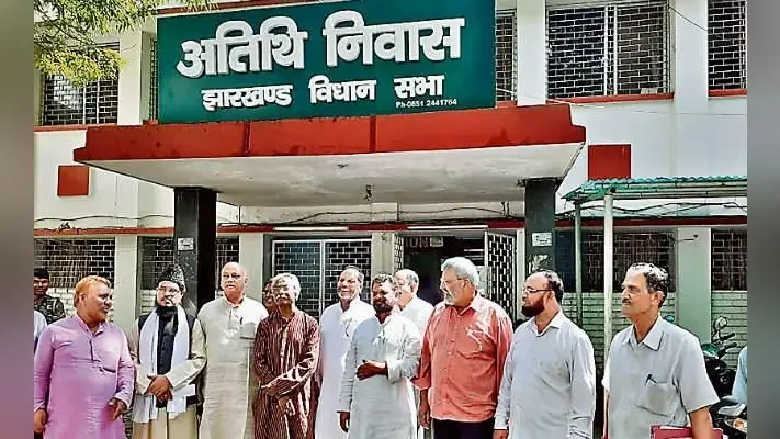 रांची : भाजपा के विरुद्ध कई दल एकजुट