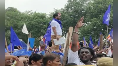 दिल्ली में दलितों के प्रर्दशन में बवाल, भीम आर्मी चीफ चंद्रशेखर सहित कई गिरफ्तार