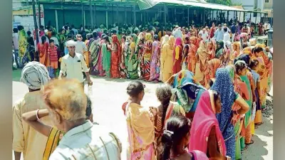 पीएमसीएच और एनएमसीएच का हाल : सीनियर डॉक्टर के इंतजार में घंटों बैठे रहे मरीज