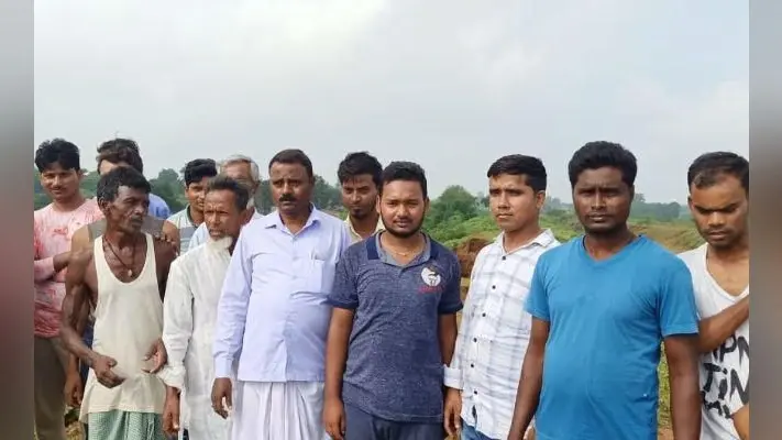 सीएम रघुवर दास ने किया था कोनार सिंचाई परियोजना का उद्घाटन, चंद घंटों ही बह गया नहर का मेढ़, फसल बर्बाद