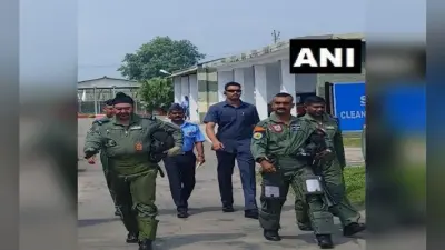 पठानकोट: विंग कमांडर अभिनंदन ने वायुसेना प्रमुख बीएस धनोआ संग उड़ाया मिग-21 फाइटर प्लेन