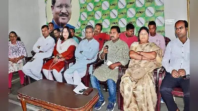रांची : जनता से जुड़ें, चुनाव की तैयारी में लगें : बाबूलाल मरांडी