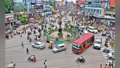 रांची : फ्री होगी बायीं लेन, गुदड़ी बाजार में शिफ्ट होंगे फुटपाथ दुकानदार…तो और भी आसान हो जायेगा मेन रोड का ट्रैफिक