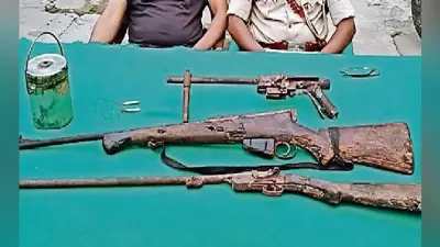 गया : नक्सली के घर से हथियार बरामद