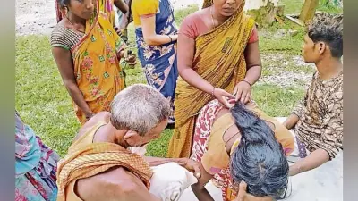सुपौल : …..जब अस्पताल गेट पर ही शुरू हुई झाड़-फूंक