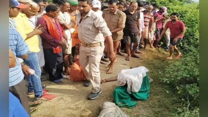 रोहतास : भलुआहि पइन से अज्ञात तीन बच्चियों सहित महिला का शव बरामद, इलाके में सनसनी