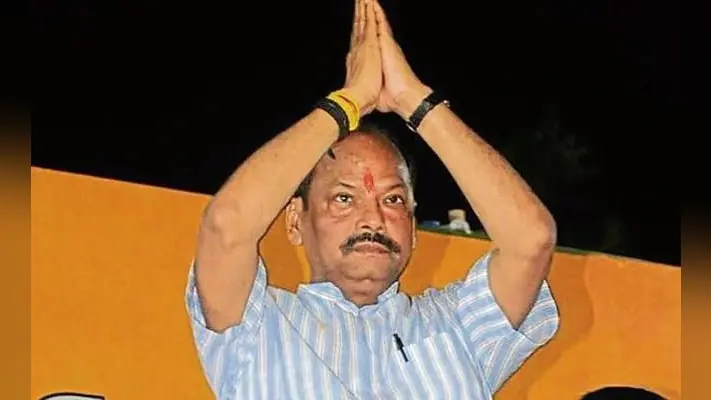 मुख्यमंत्री रघुवर दास बोले : छह दशक तक देश पर राज करने वाली कांग्रेस ने किसानों को कर्जदार बना दिया