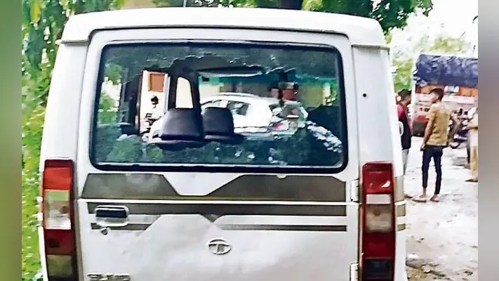 मुजफ्फरपुर : बच्चाचोर के शक पर दो को पीटा बचाने पहुंची पुलिस पर हमला