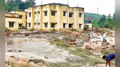 बोकारो थर्मल : डीवीसी का ऐश पौंड टूटा, कई घरों में घुसा छाईयुक्त पानी