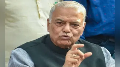 पूर्व वित्त मंत्री यशवंत सिन्हा का सरकार पर निशाना, बोले- मंत्रियों के ”अटपटे” बयानों से अर्थव्यवस्था का नहीं होगा कल्याण