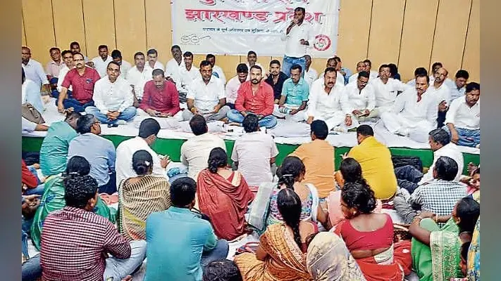 रांची : गांव की सरकार को नहीं दिया गया है पूरा अधिकार