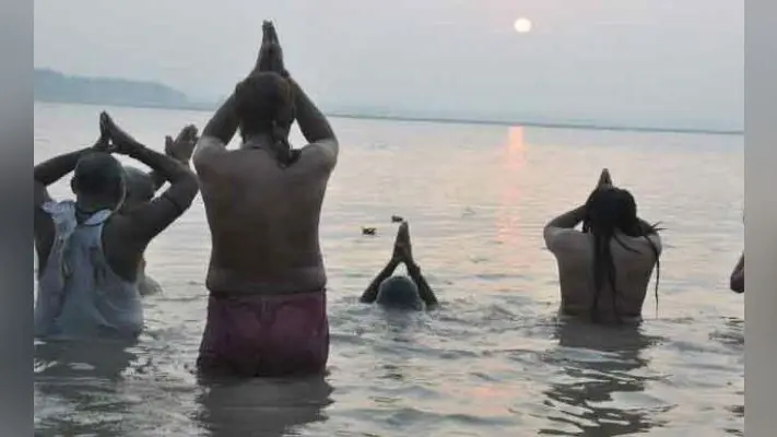 पितृपक्ष मेला : उत्तरमानस वेदी पितामहेश्वर में पिंडदानियों ने किया श्राद्ध